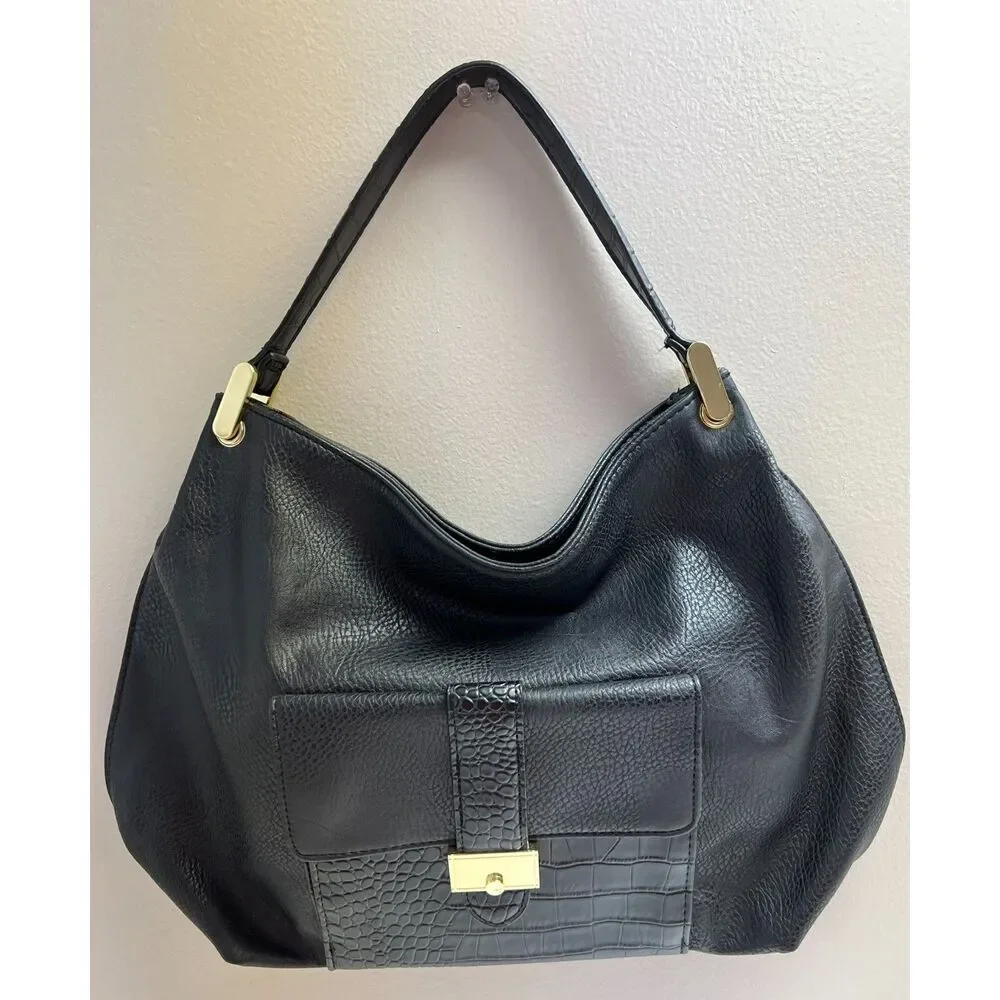 NWOT Olivia + Joy faux pebbled leather shoulder/hobo bag